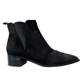 Acne Studios Black Nubuck Suede Ankle Boots 37