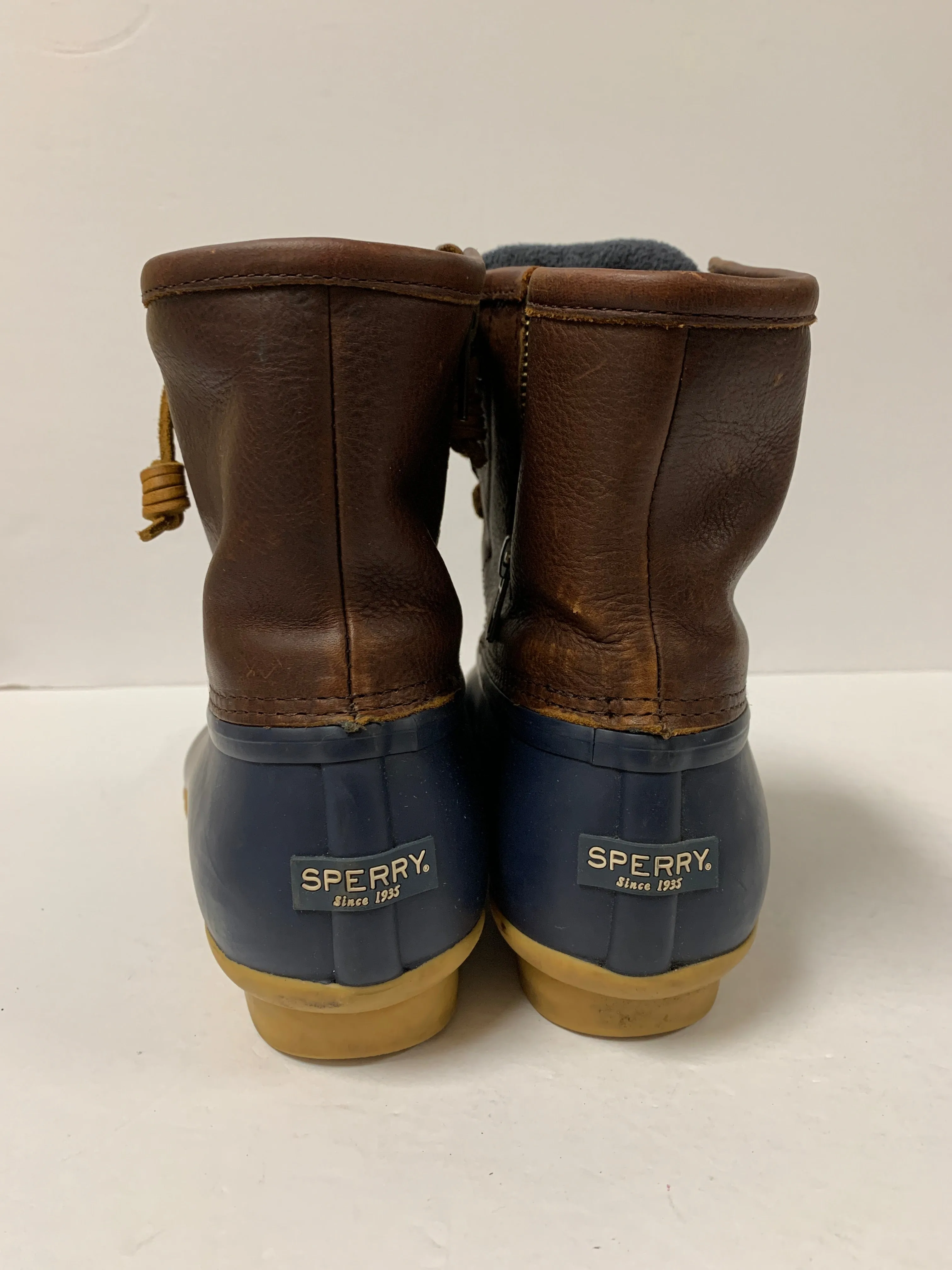 Boots Rain By Sperry  Size: 9