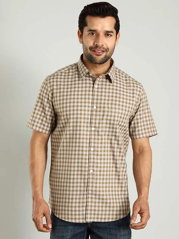 Men Checked Half Sleeve Cotton Shirt