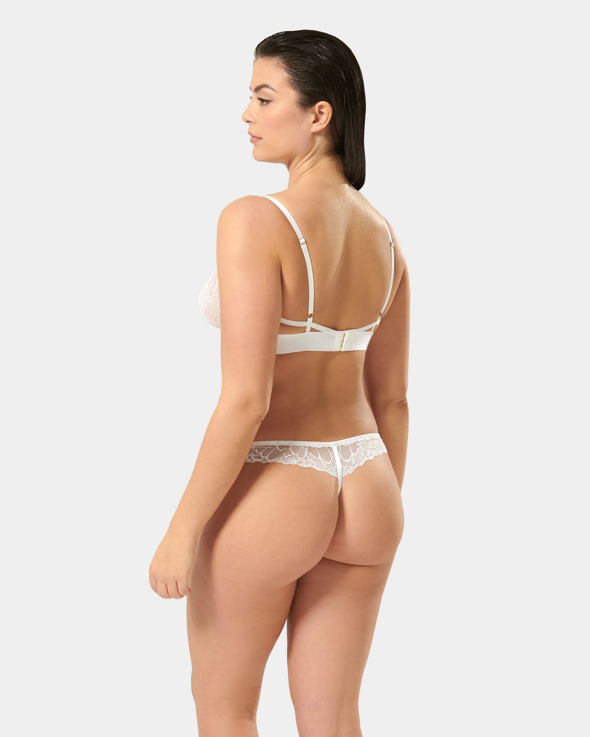 Tori Thong White